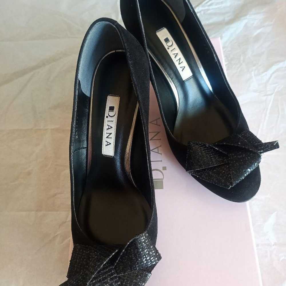 ★【DIANA】21.5cm Black Pumps with Ribbon (Suede) - image 1