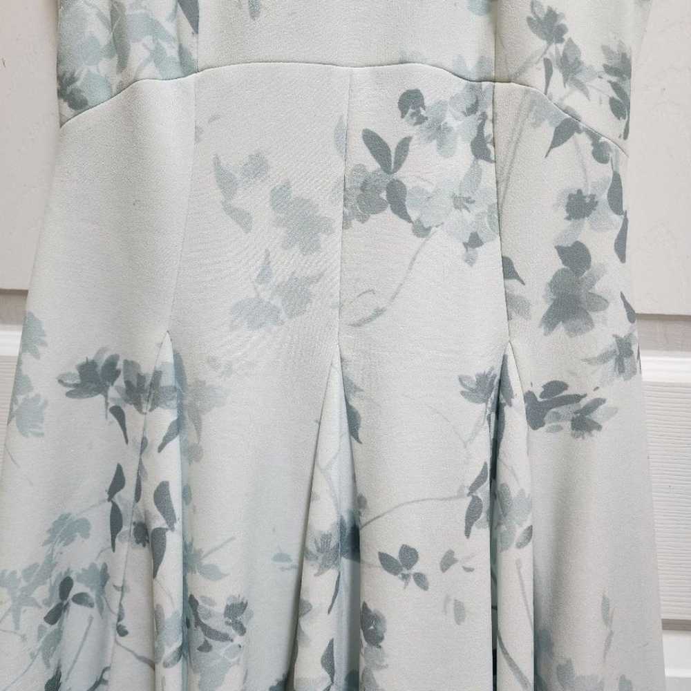 DKNY Dress Size 4 Light Blue Floral Fit Flare Sle… - image 10