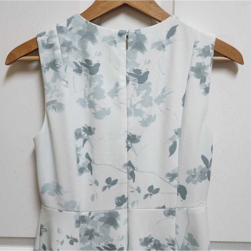 DKNY Dress Size 4 Light Blue Floral Fit Flare Sle… - image 4