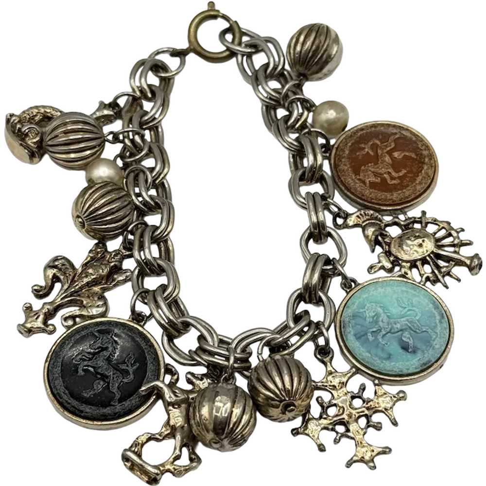 Vintage gold shield lion intaglio charm bracelet - image 1