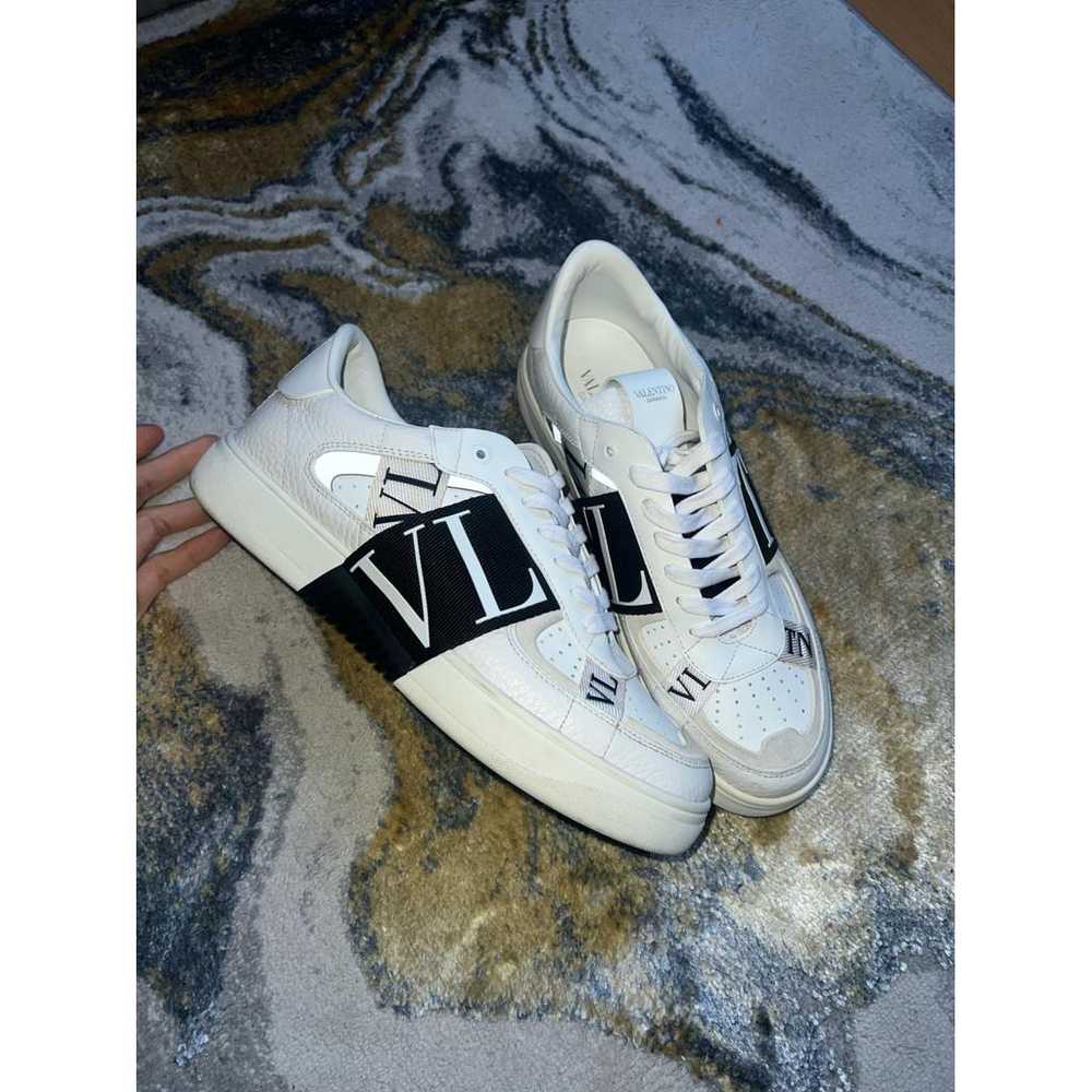 Valentino Garavani Vl7N leather low trainers - image 3