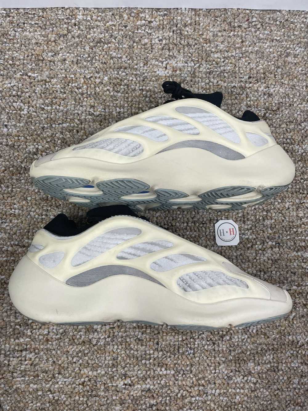 Adidas Yeezy Boost 700 V3 Azael - image 3