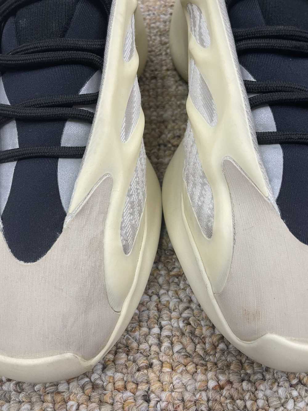 Adidas Yeezy Boost 700 V3 Azael - image 8