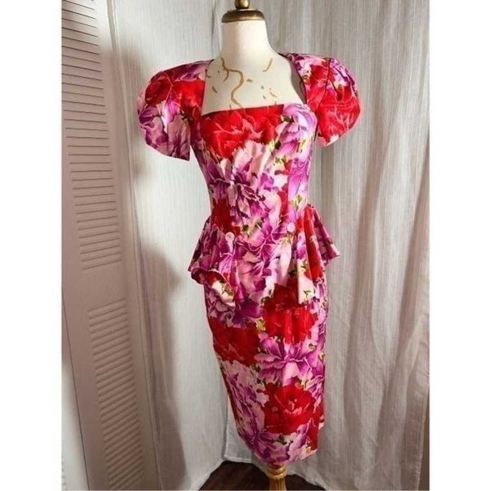 Vintage Bold Floral Form-Fitting Midi Dress - Siz… - image 1