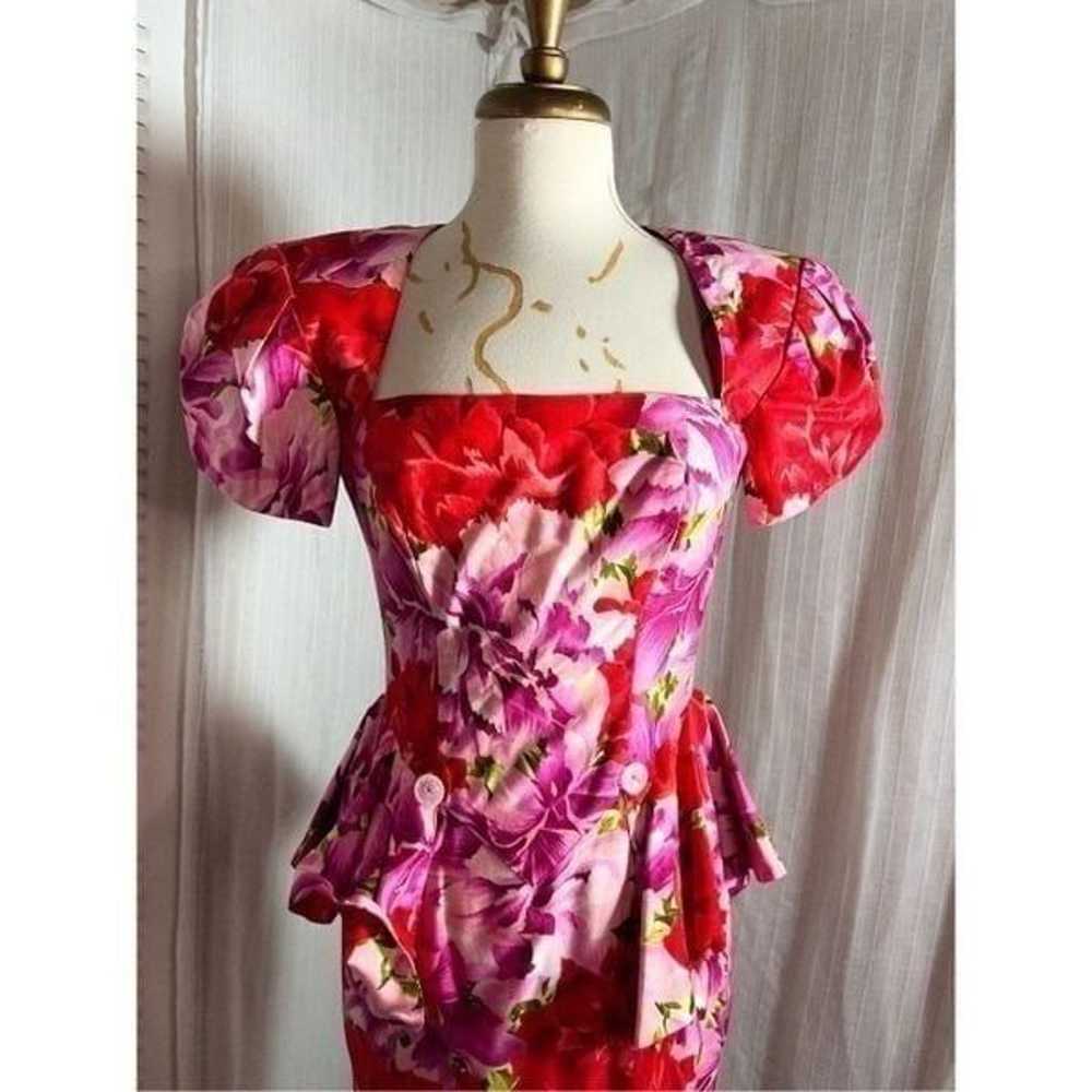 Vintage Bold Floral Form-Fitting Midi Dress - Siz… - image 2