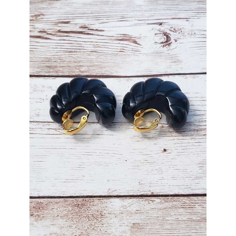 Vintage Clip On Earrings - Chunky Ribbed Black Ho… - image 3