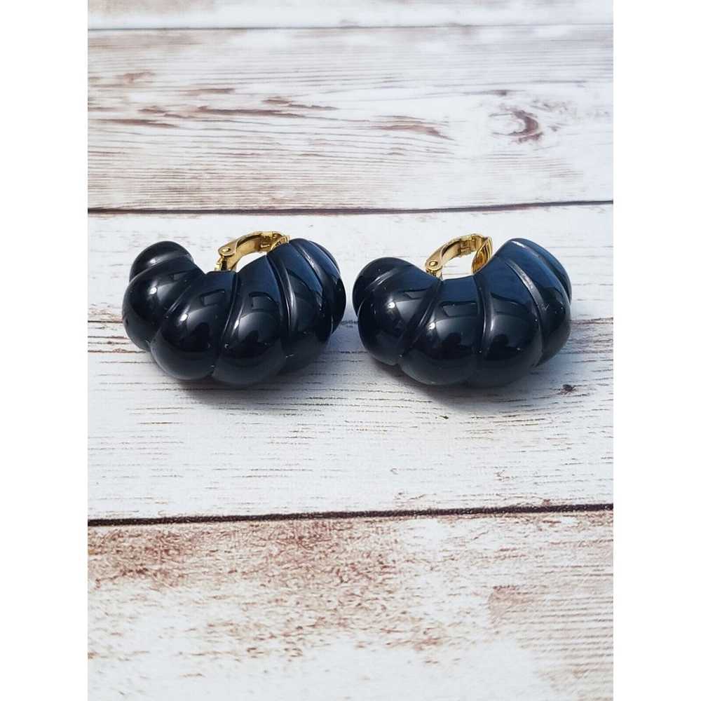 Vintage Clip On Earrings - Chunky Ribbed Black Ho… - image 5