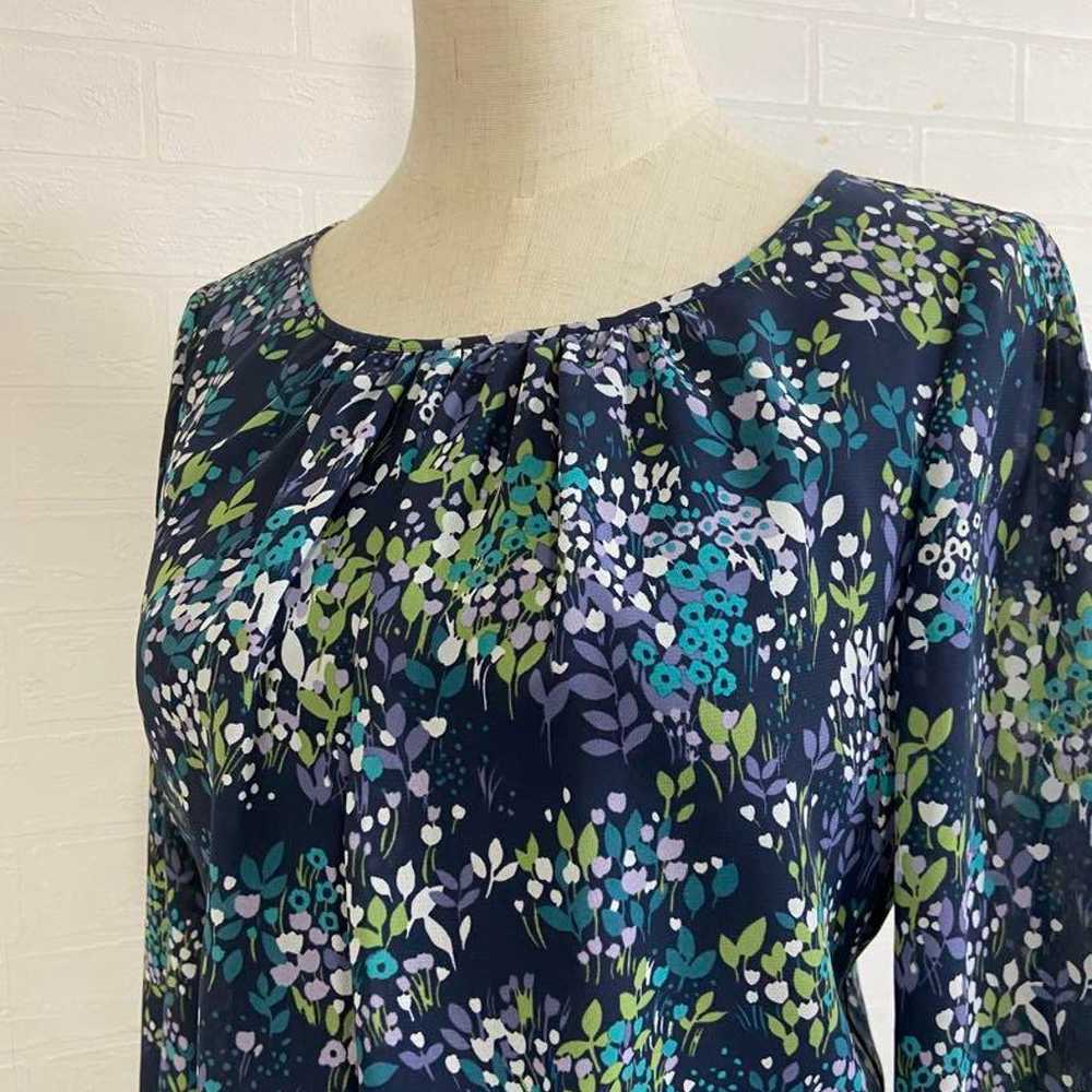 Paul Stuart navy floral print dress, size 6, in e… - image 3