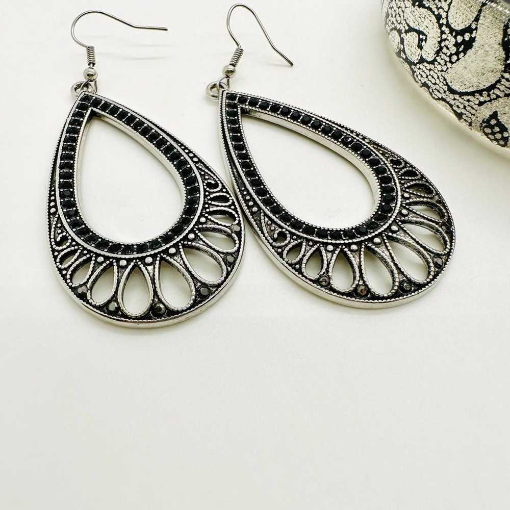 Black & Silver Bangle & Rhinestone  Earrings - image 11