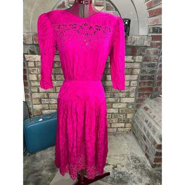 dress 100% silk fuchsia floral cutwork lace drop … - image 1