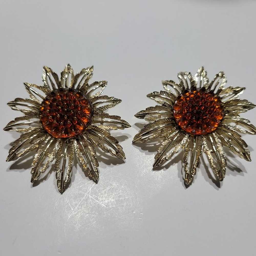 Vintage Sarah Coventry Sunflower Clip On Earrings… - image 2