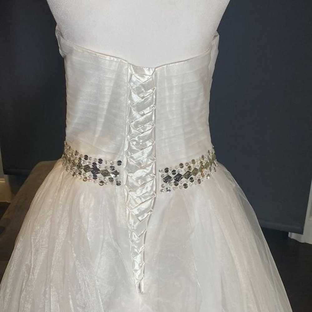 Women’s White Wedding Dress Sleeveless Corset Bac… - image 7