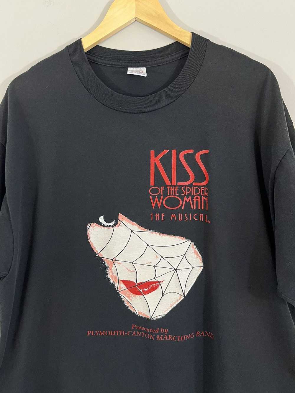 Vintage Kiss Of The Spider Woman Musical Boxy Fad… - image 4