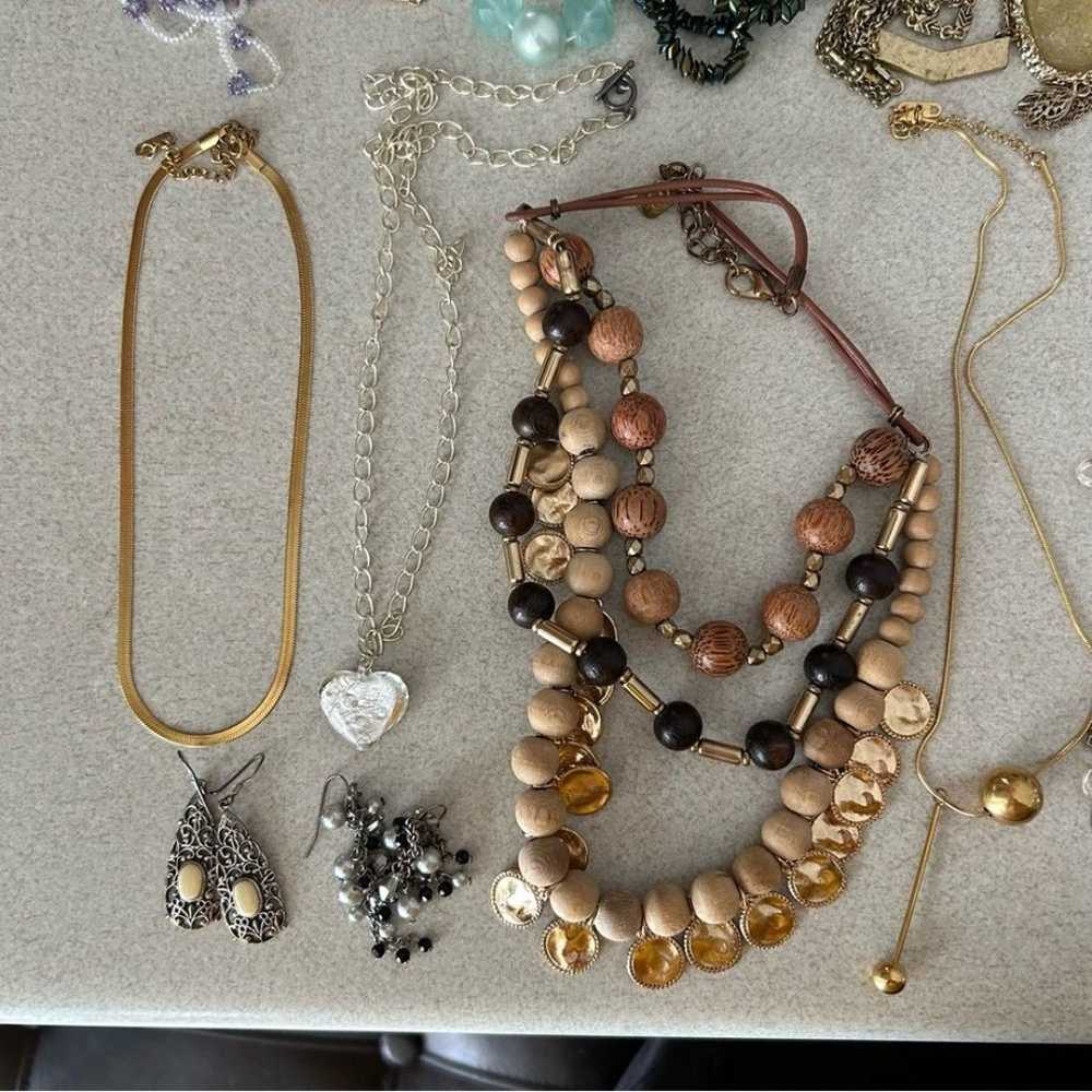 Lot of Vintage & Costume Jewelry - image 5