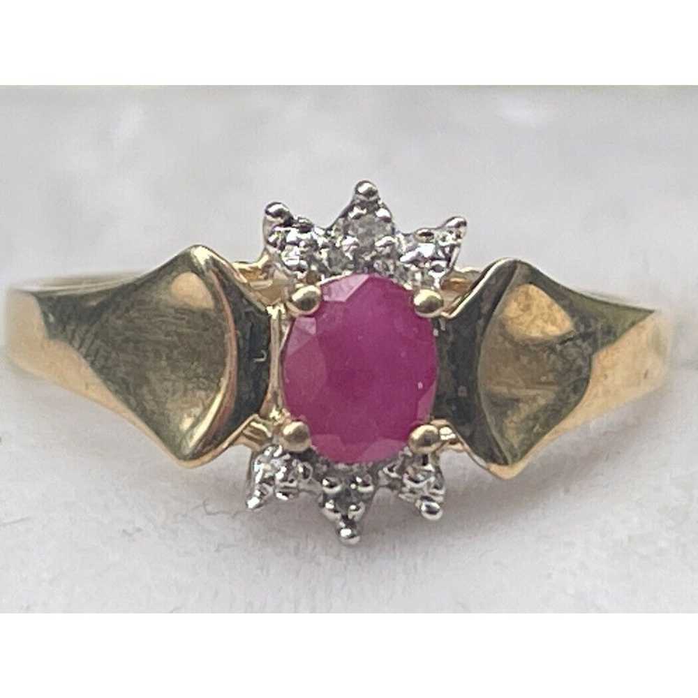 10k Yellow Gold Ring Signed WM Size 7 Ruby and Di… - image 3