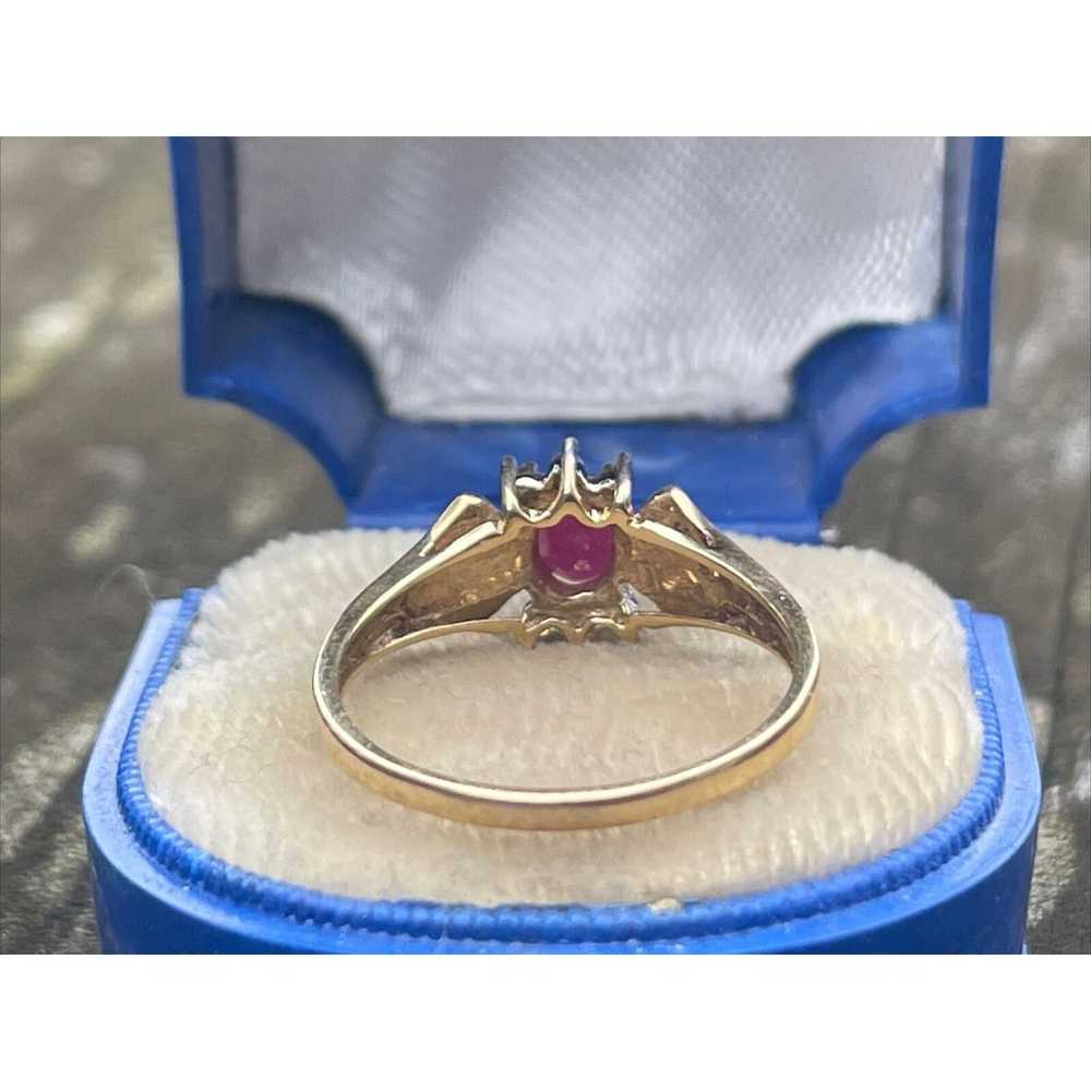 10k Yellow Gold Ring Signed WM Size 7 Ruby and Di… - image 8