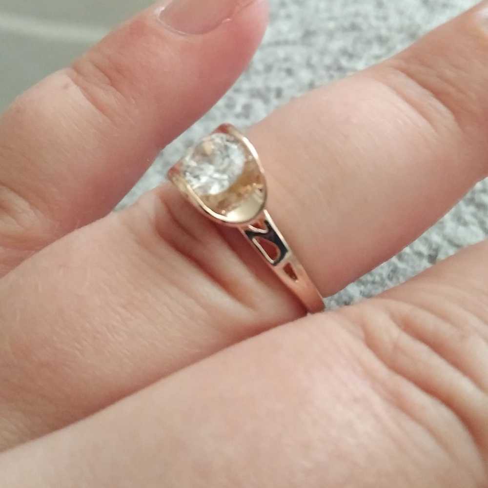 1 DAY SALE Vintage 14k Rose Gold Solitaire Round … - image 2