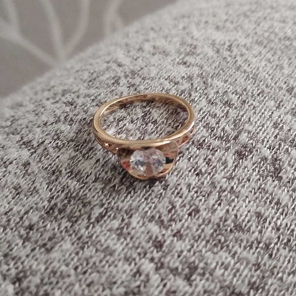 1 DAY SALE Vintage 14k Rose Gold Solitaire Round … - image 3