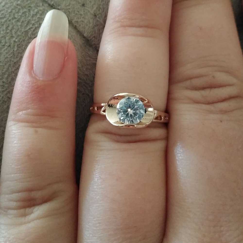 1 DAY SALE Vintage 14k Rose Gold Solitaire Round … - image 9