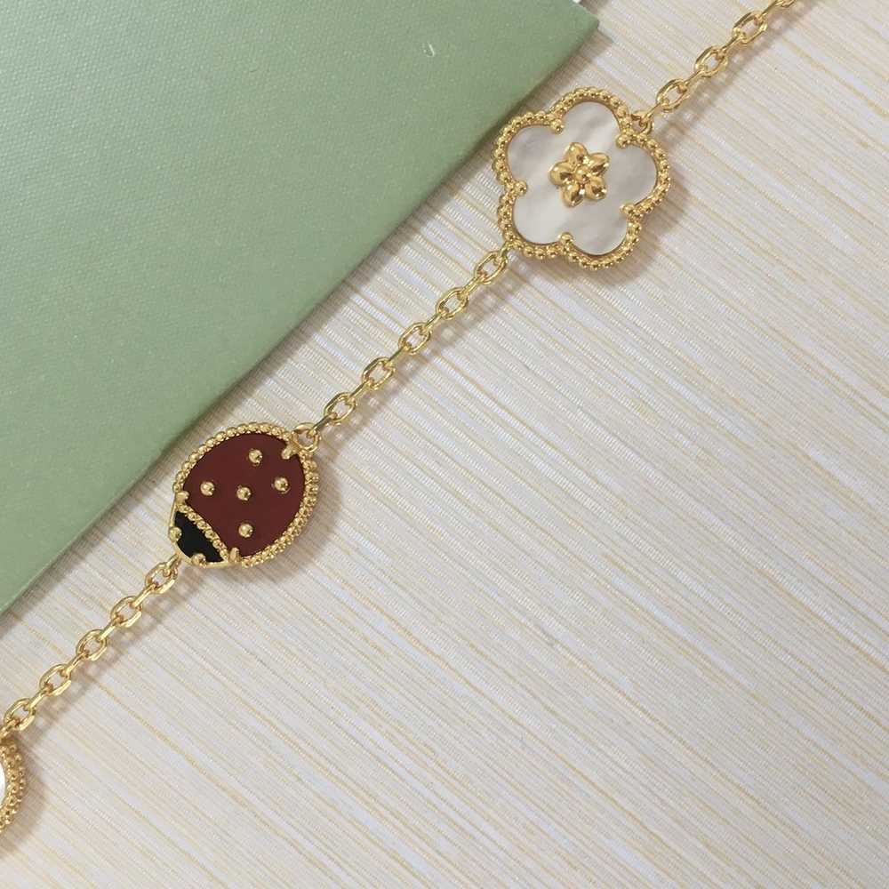 Auth 18K Gold 5 Motif Bracelet - image 5