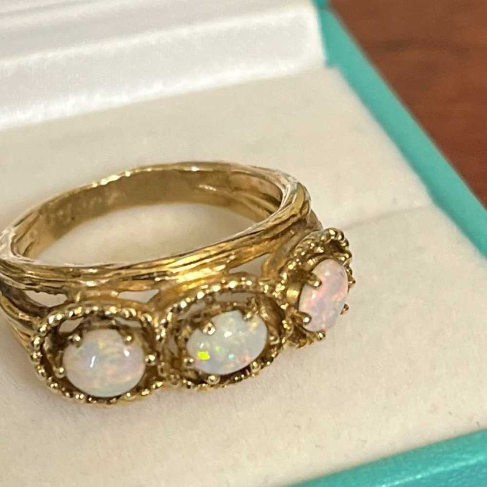 Vintage 14k gold and opal ring size 6.75 - image 2