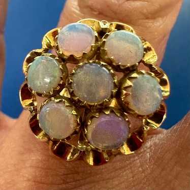 14K Gold Opal Ring-Size 7.5 - image 1