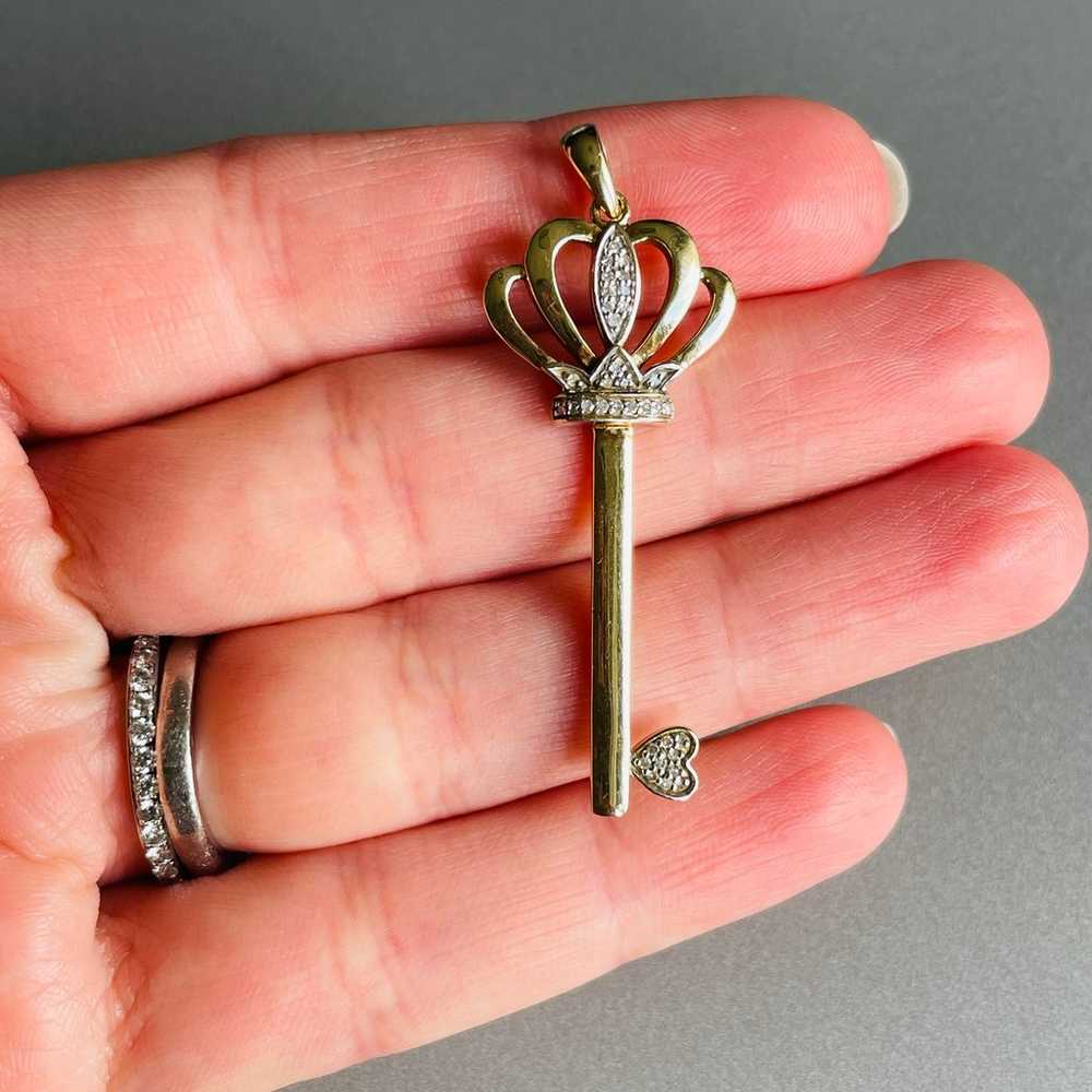 10k Gold Natural Diamond Crown Heart Key Large Pe… - image 2