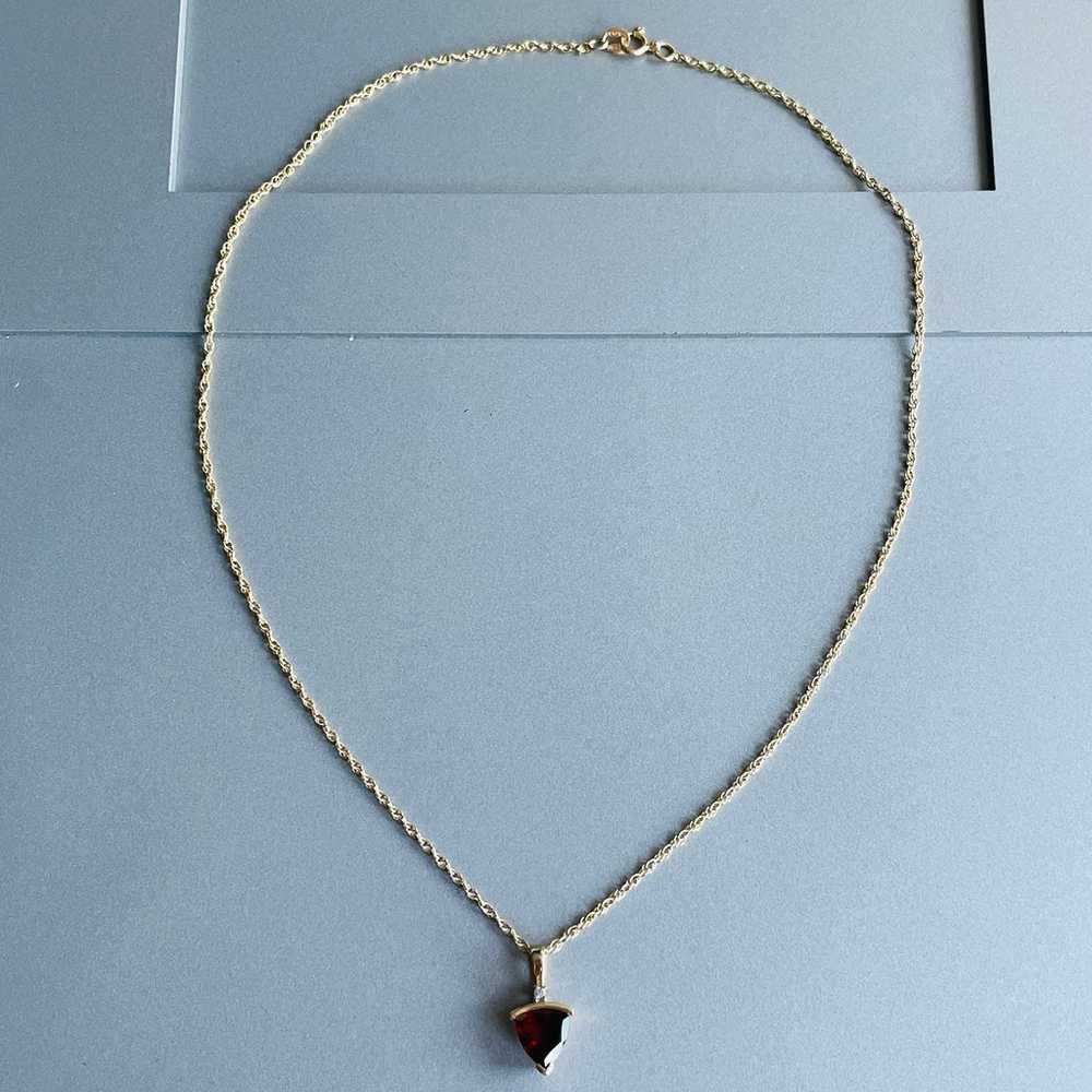 10k Gold Natural Garnet & Diamond Trillion Cut Pe… - image 4