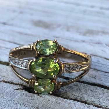 10kt peridot and diamond ring