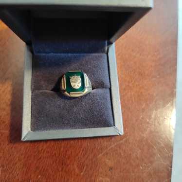 Vintage 14k gold high school class ring