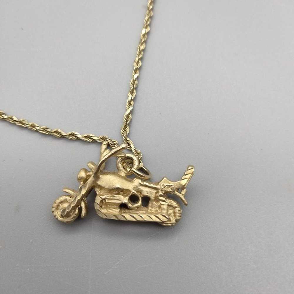 14k Yellow Gold Motorcycle Pendant Necklace 18" S… - image 4