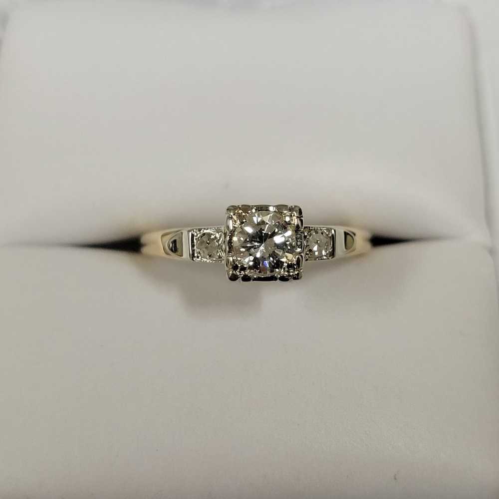 14k Vintage Two Tone Gold 3 Round  Diamonds Ladie… - image 7