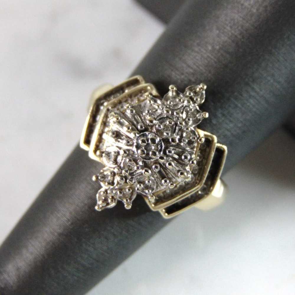 Womens 10K Yellow Gold Diamond Ring, 5.6g E2970 - image 1