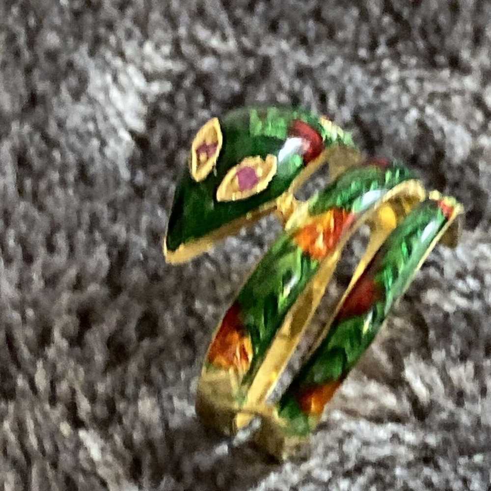 18K Yellow Gold & Enamel Coiled Snake Ring Size 6 - image 8