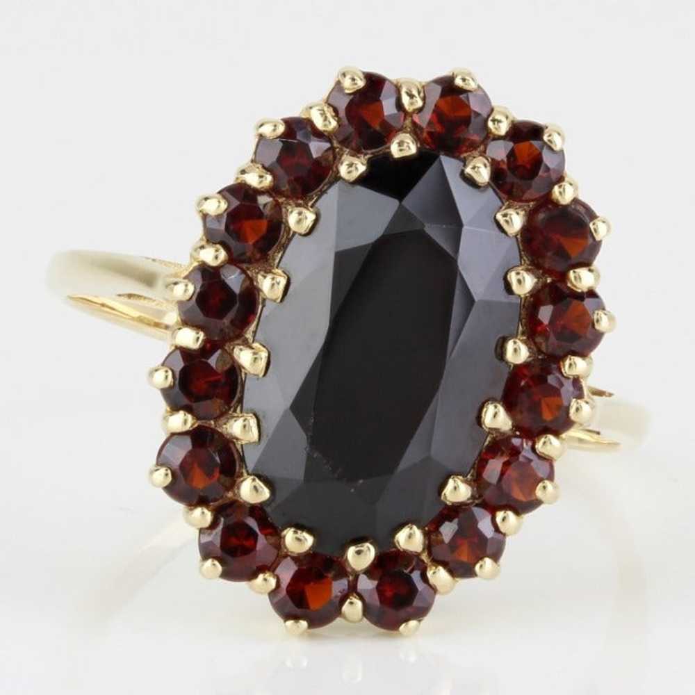 Vintage 10K Yellow Gold Oval Garnet Halo Annivers… - image 2