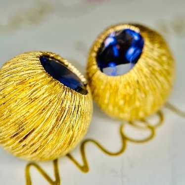 18k Yellow Gold Retro Dome Earrings