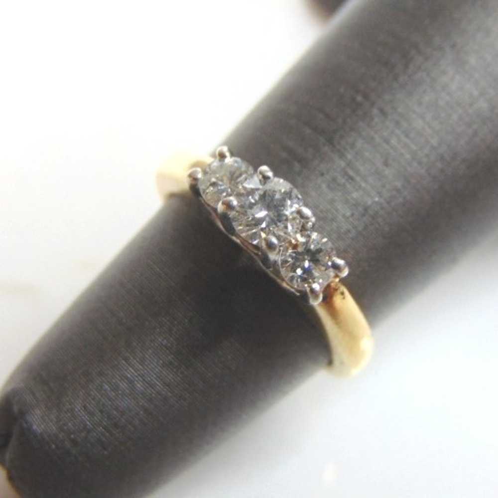 Womens 14K Yellow Gold Diamond Ring E946 - image 1