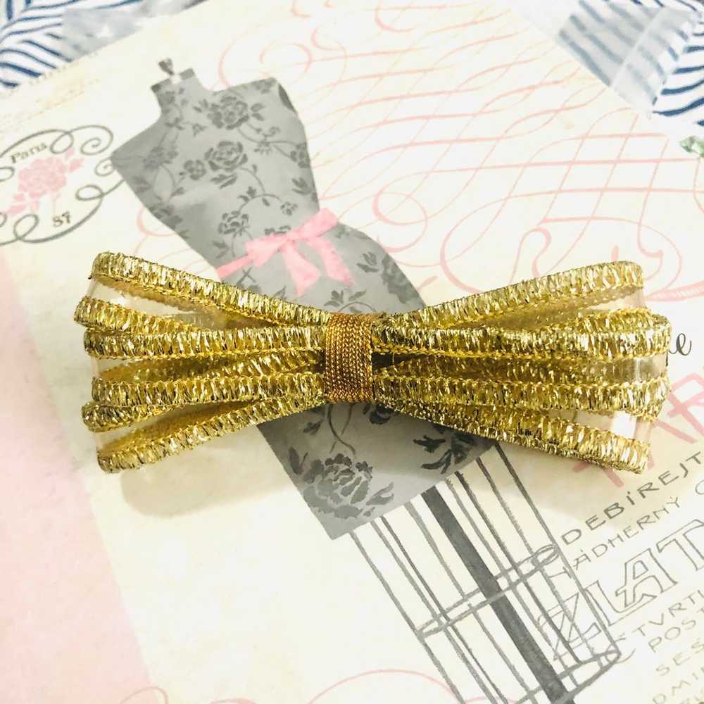 Vintage gold hair clip - boutique accessories - image 1