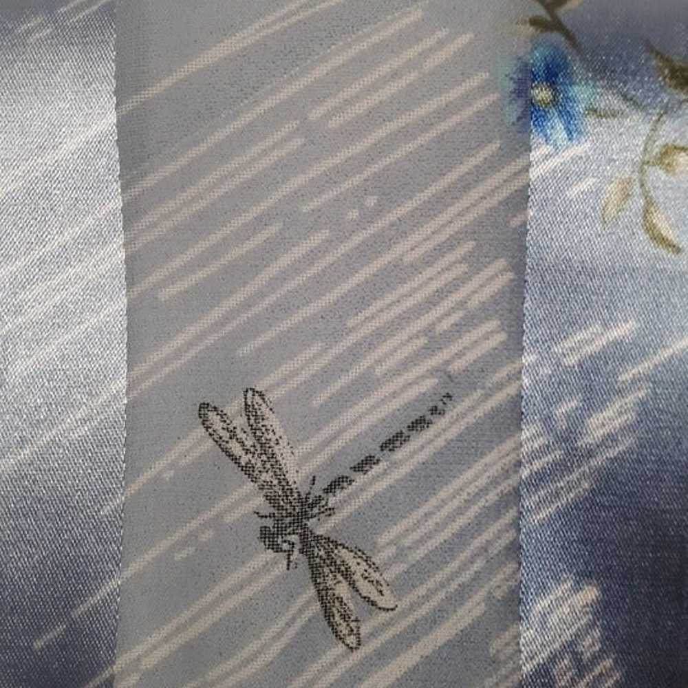 Vintage 1991 Blue Shadow Stripe Dragonfly Floral … - image 2