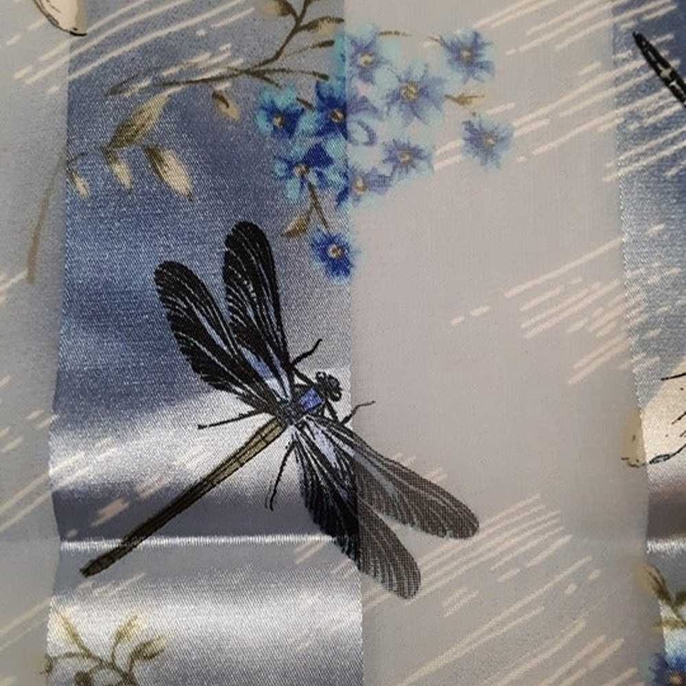 Vintage 1991 Blue Shadow Stripe Dragonfly Floral … - image 4