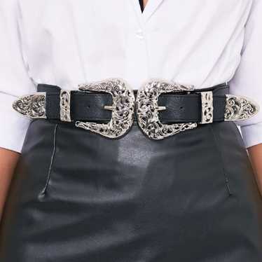 Silver Double Buckle Waist Belt!