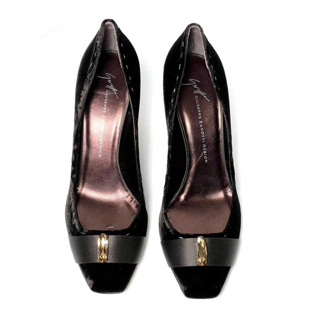 Giuseppe Zanotti Velvet heels - image 5