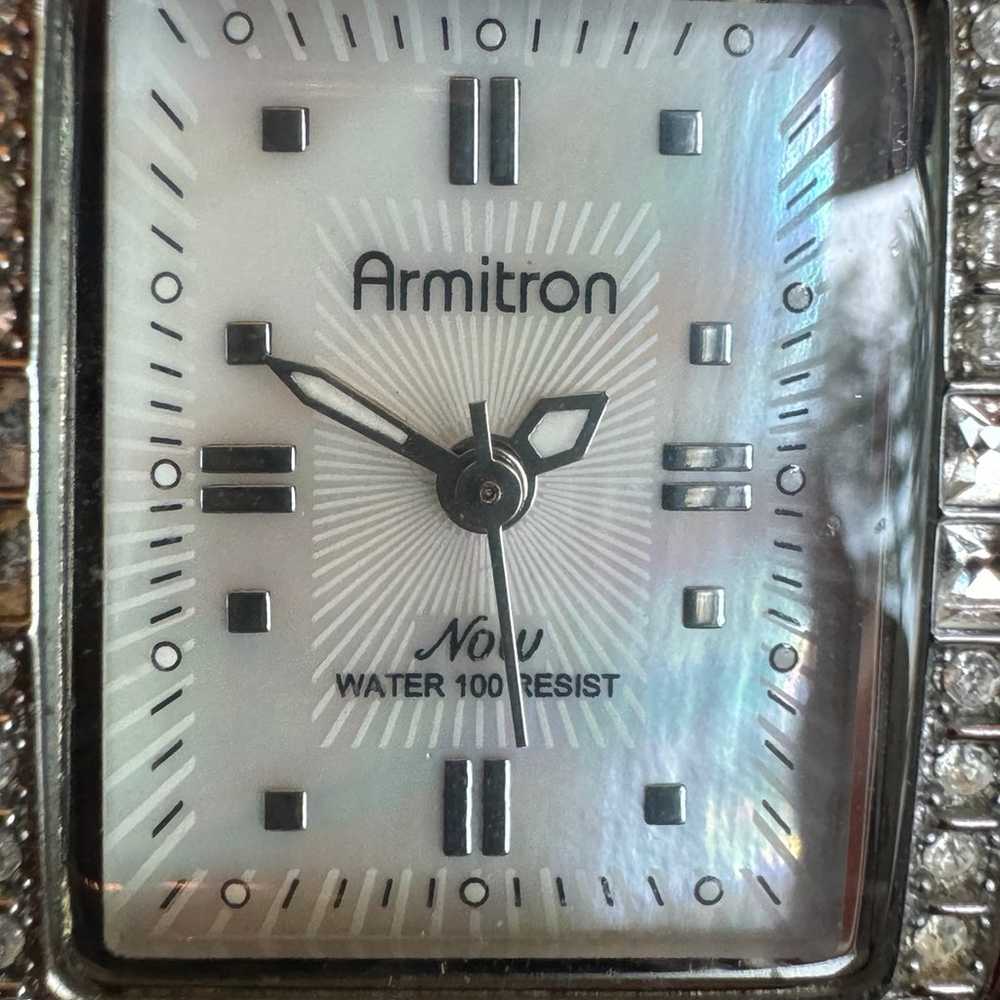 Women’s Vintage Armitron  Mother of Pearl Watch - image 4