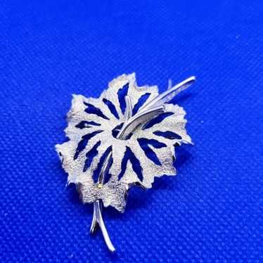 Vintage Trifari Flower Leaf Silver Brooch - image 1