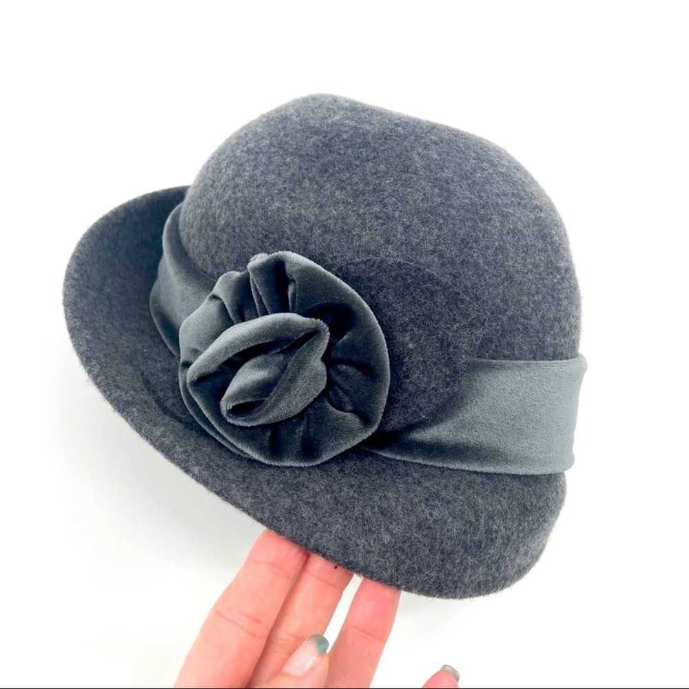 Grey 100% Wool Cloche Hat Satin Wrap Vintage Feel… - image 1