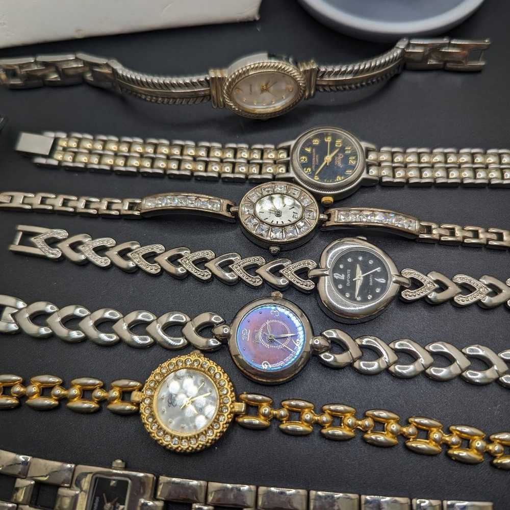 Lot of vintage women's watches - image 2