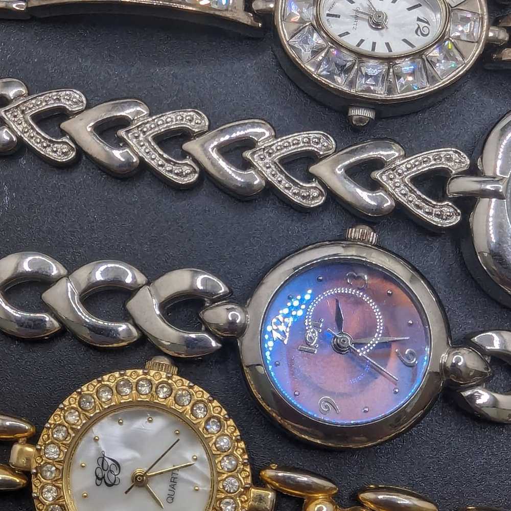 Lot of vintage women's watches - image 4