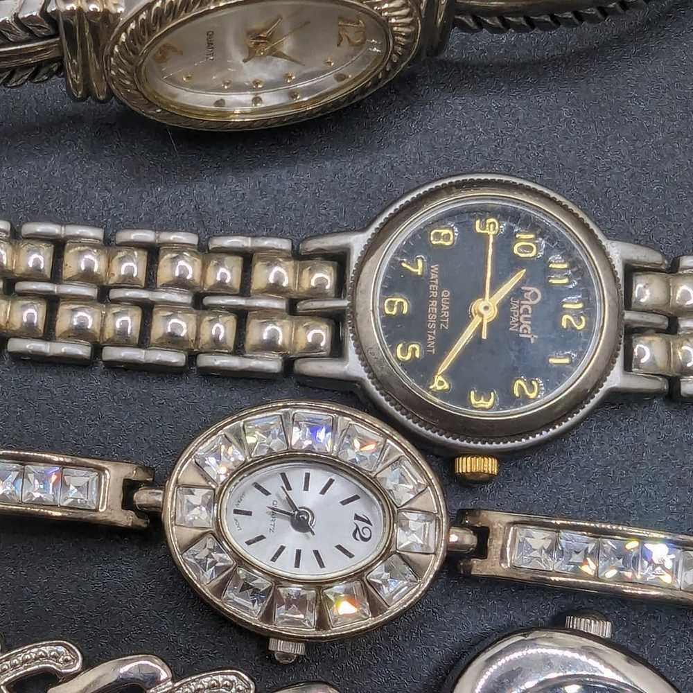 Lot of vintage women's watches - image 5