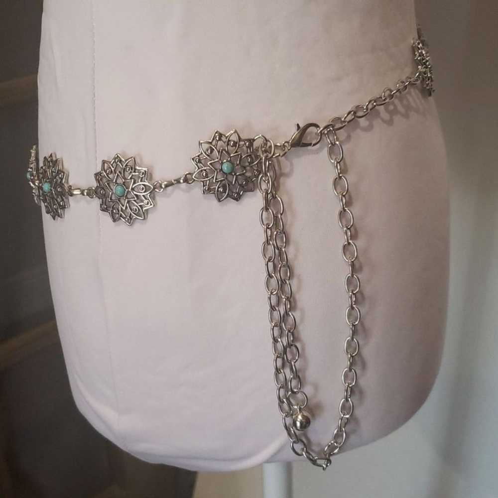 Metal Flower Hollow Waist Chain Silvery Turquoise… - image 3