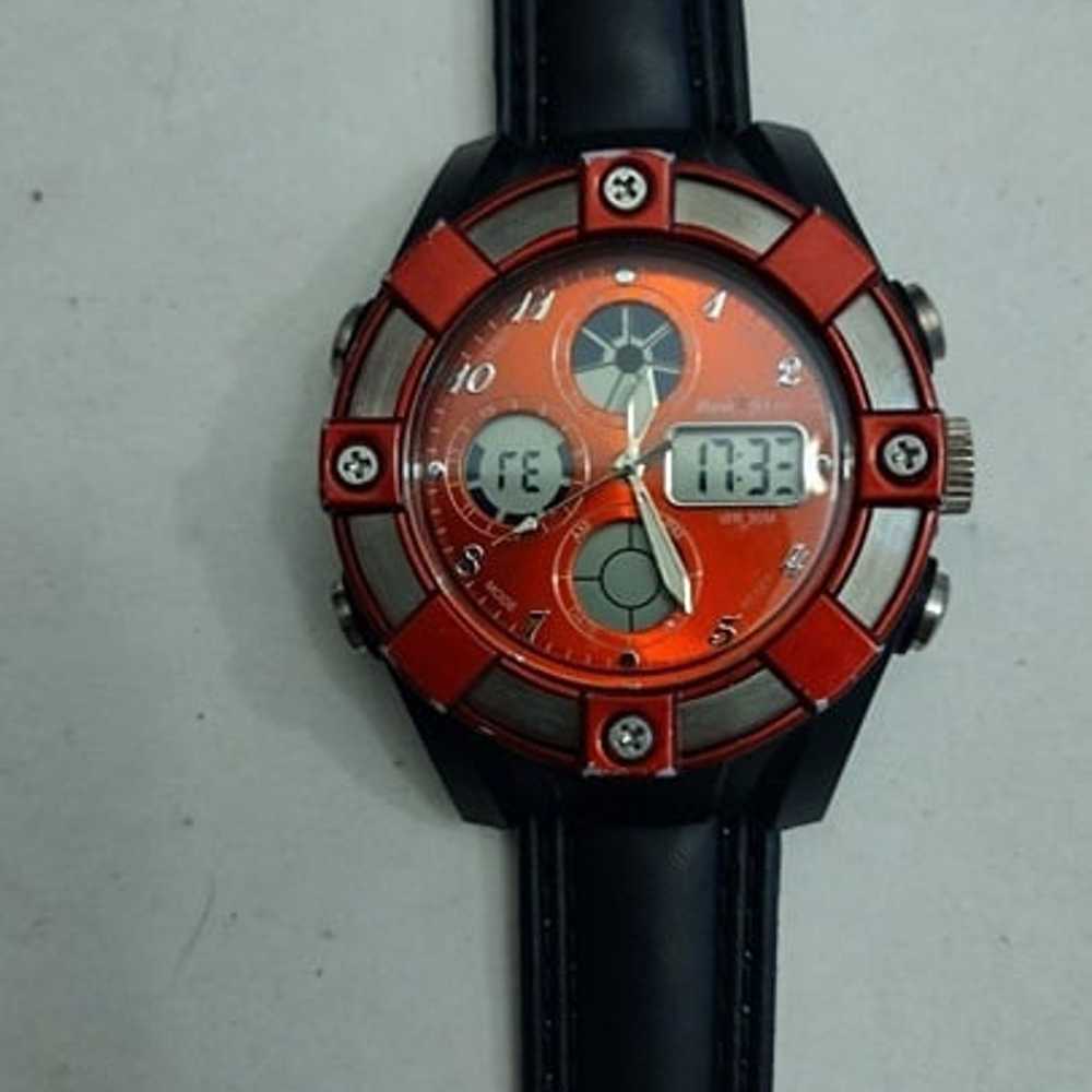 Working Vintage Women's Digital Quartz Watch - image 1